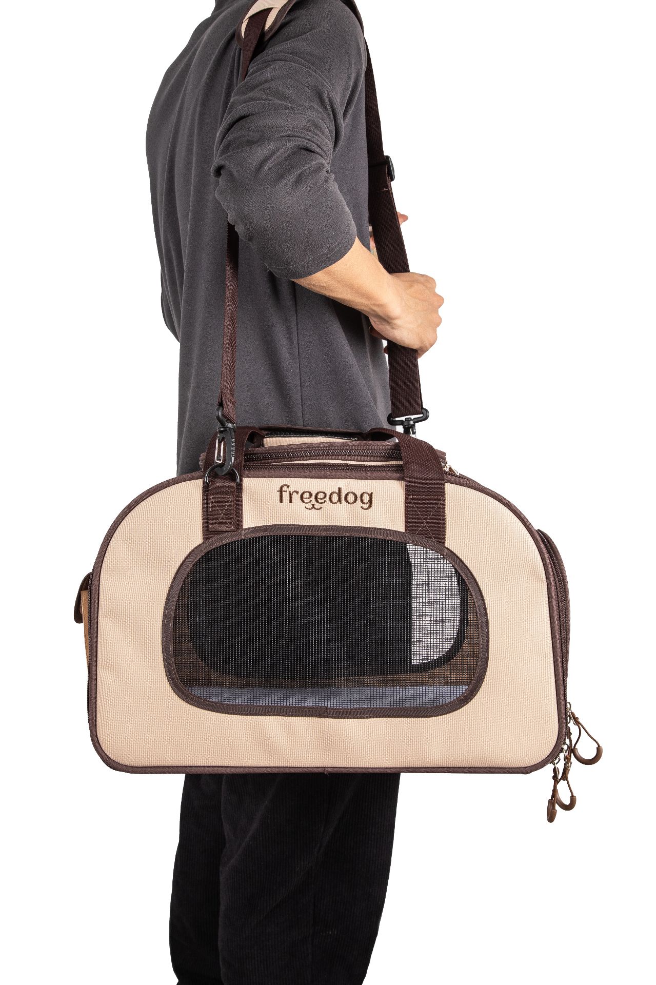 TravelTails Pet Carrier